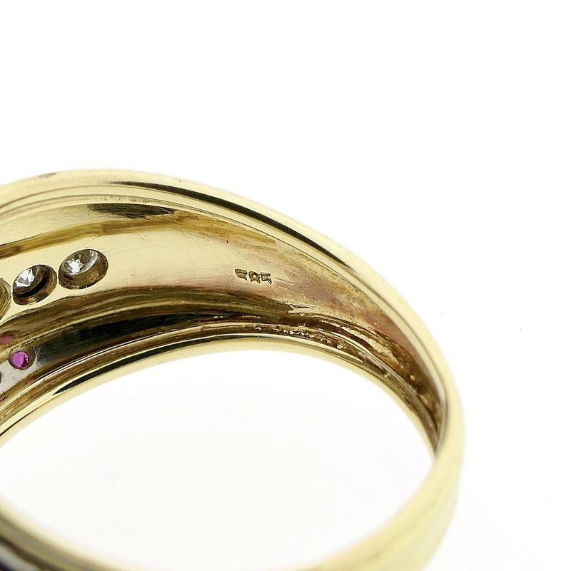 Image 8 of Gold robust ring with ruby ​​and diamond | 0.61 ct.
