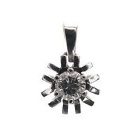 White gold solitaire pendant with 0.31 ct diamond.
