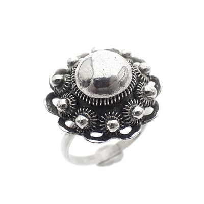 Image 1 of Silver ring with Zeeland button