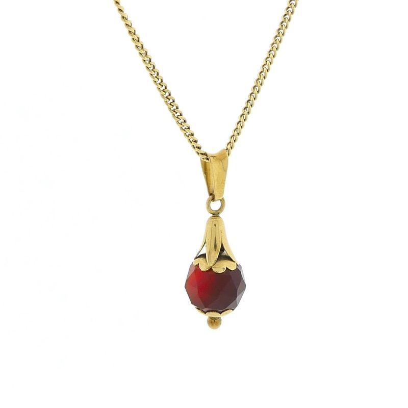 Image 5 of Gold pendant with garnet | Vintage