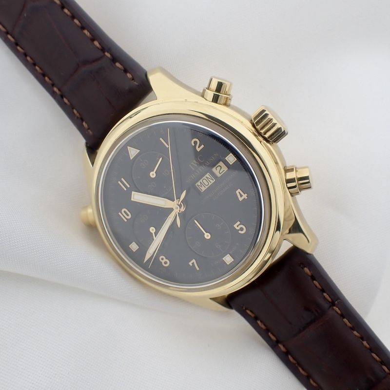 Image 10 of IWC Pilot Double Chronograph; 18k. Men's watch with split seconds