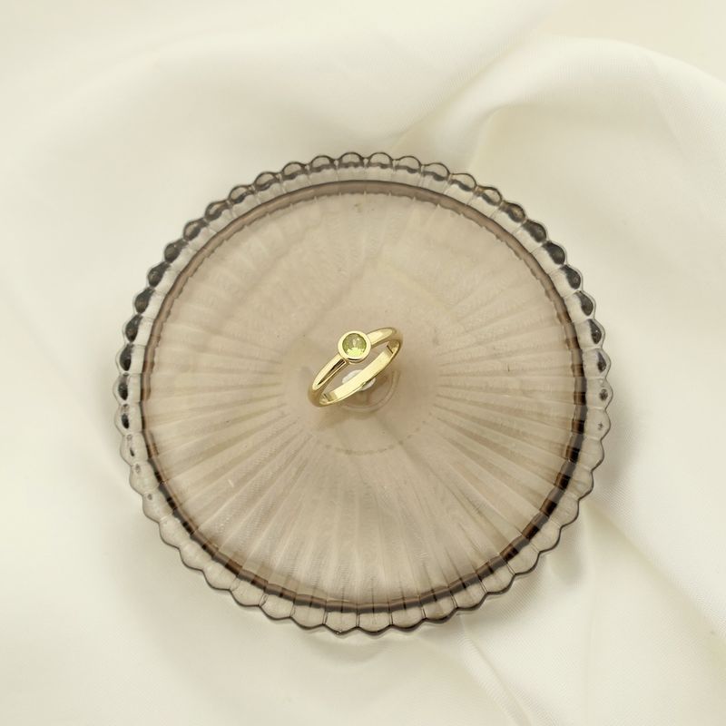 Image 2 of Gold ring with Peridot