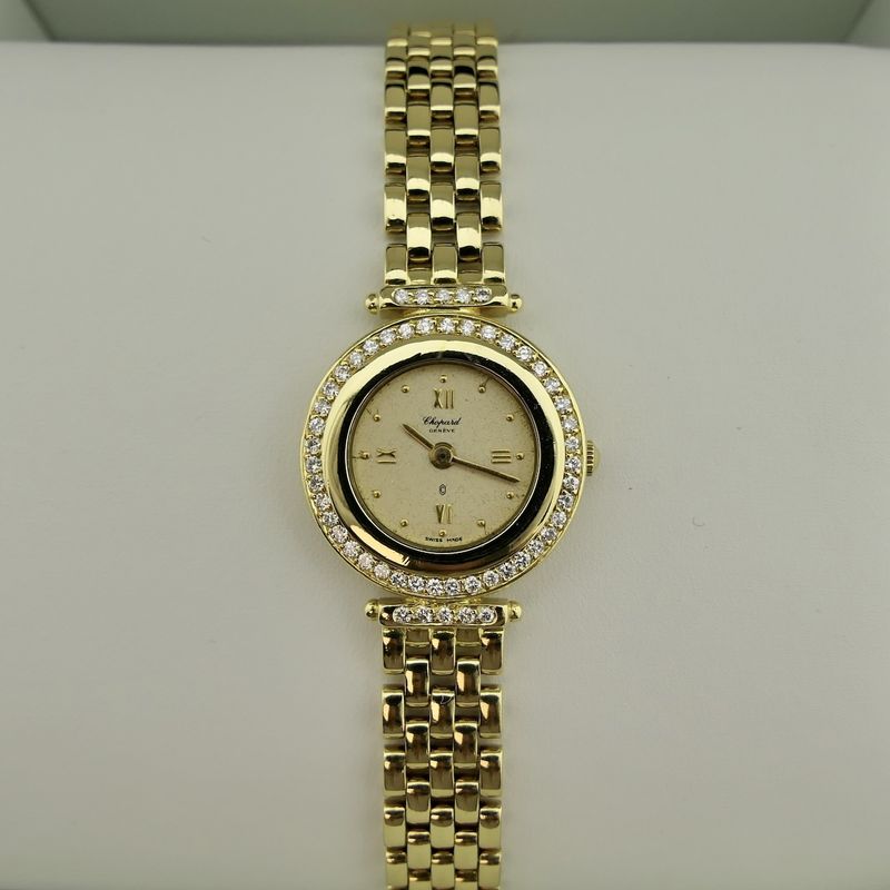 Image 20 of Chopard Geneva Classic 884.1; Vintage 18k gold women's watch with diamonds