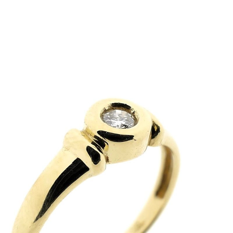 Image 3 of Gold ring with diamonds; 0.11 ct.