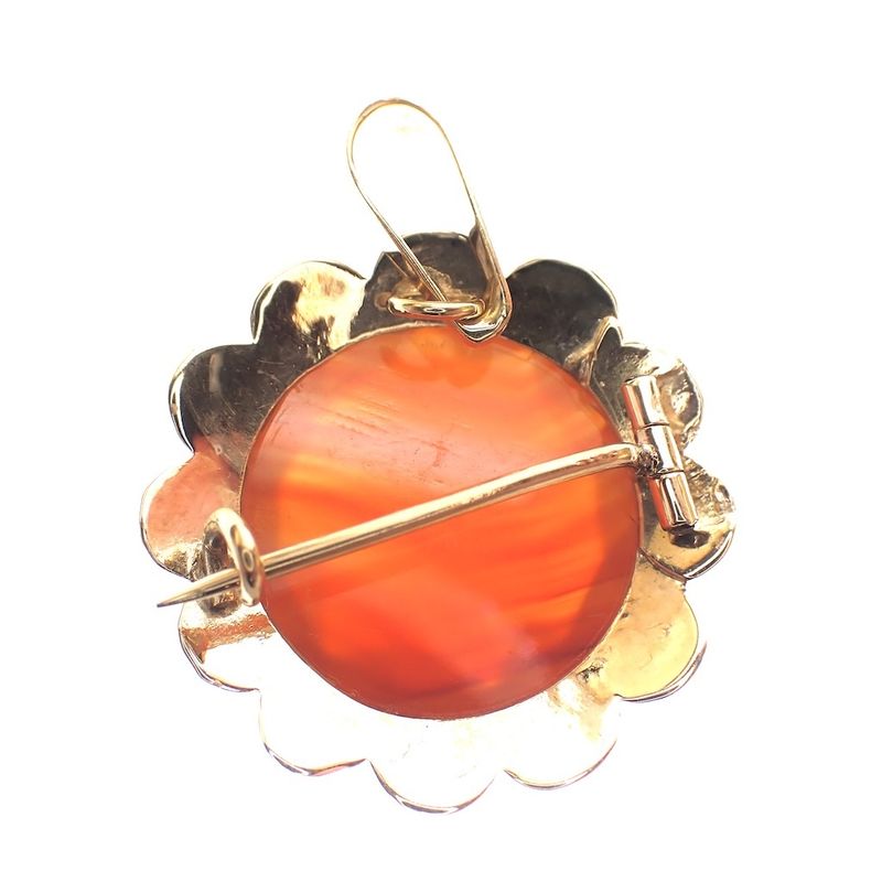 Image 5 of Vintage gold brooch/pendant with large carnelian