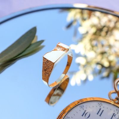 Image 2 of Golden abstract fantasy ring