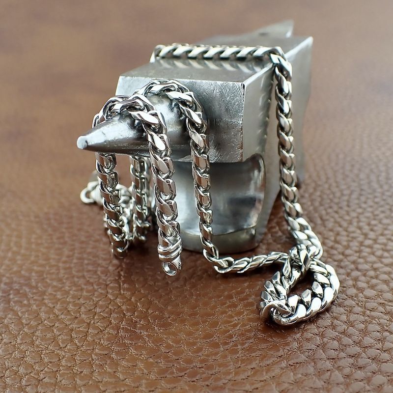 Image 2 of White gold gourmet link necklace | 47 cm