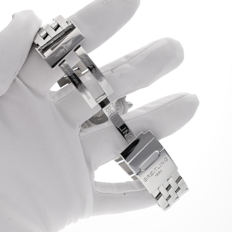 Image 15 of Breitling Chronomat Evolution 'White' A13356; Chronograph men's watch