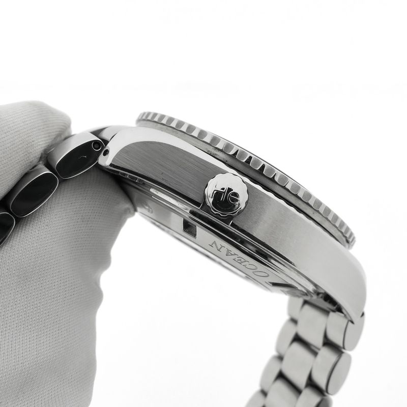 Image 11 of Omega Seamaster Planet Ocean 600m 2210.50.00; Chronograph men's watch