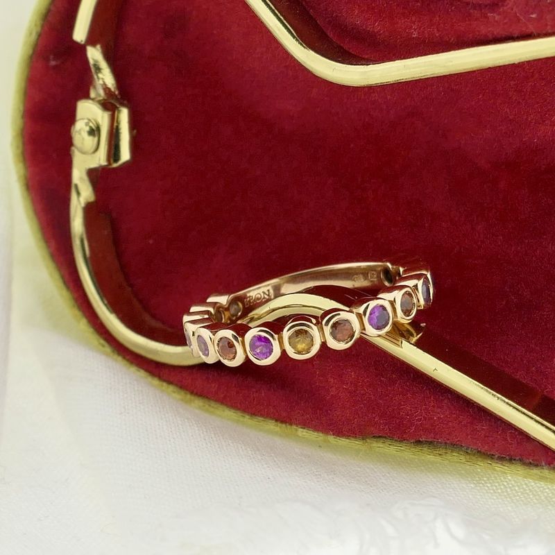 Image 2 of 18K rose gold ring with a mix of sapphires | Source