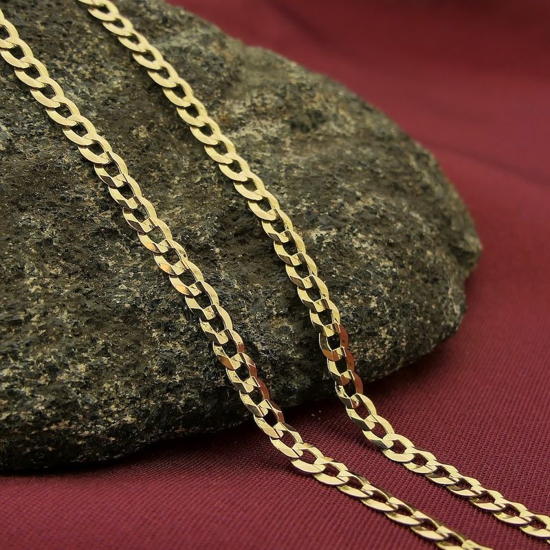 Image 2 of Gold flat gourmet link chain | 50 cm