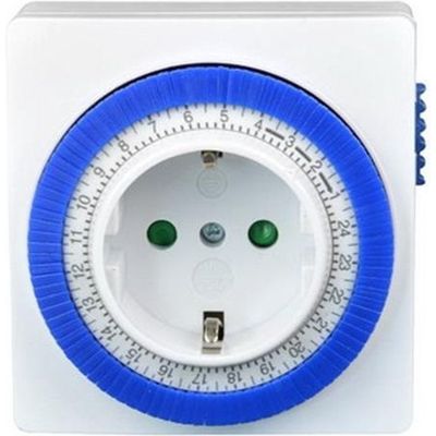 Afbeelding van Q-Link schakelklok mechanisch vierkant wit