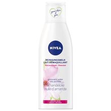 Foto van Nivea Essentials reinigingsmelk verzachtend