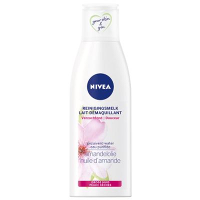 Nivea Essentials reinigingsmelk verzachtend