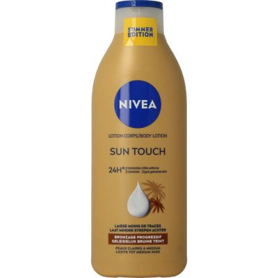 Nivea Bodylotion sun kissed radian light Foto van Nivea Bodylotion sun kissed radian light