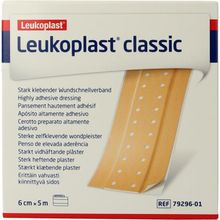 Leukoplast Classic 5 m x 6 cm Foto van Leukoplast Classic 5 m x 6 cm