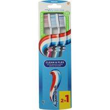 Foto van Aquafresh Tandenborstel clean & flex medium
