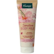 Foto van Kneipp Bodymilk soft skin mini