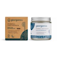 Foto van Georganics Mineral-rich toothpaste english peppermint