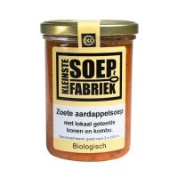 Kleinstesoepfabr Zoete aardappelsoep met lokale bonen en kombu