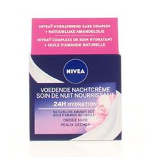 Foto van Nivea Essentials nachtcreme herstellend