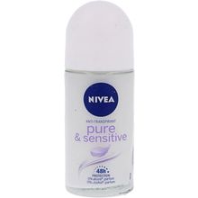 Foto van Nivea Deodorant roller sensitive & pure