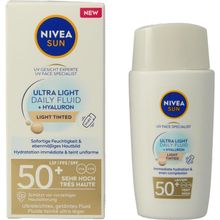 Foto van Nivea Sun face daily fluid SPF50 tint light