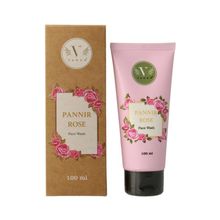 Foto van Vanan Pannir rose face wash