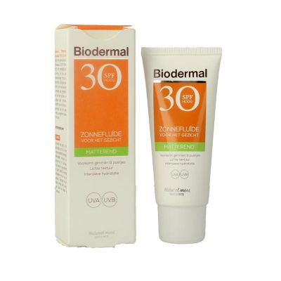 Biodermal Zon fluid matterende zonnefluide SPF30+ 40 Milliliter - In de zon