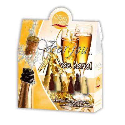 Cadeau doos champagneflesjes van harte 100 gram - Snoep en chocola
