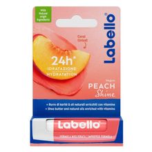Foto van Labello Fruity peach shine