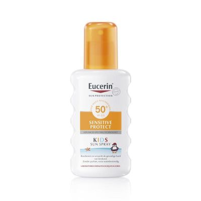 Eucerin Sun kids SPF50+ 200 Milliliter - In de zon