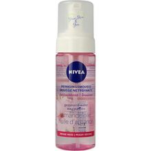 Foto van Nivea Visage reinigingsmousse droge huid