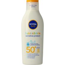 Nivea Sun protect & sensitive child sunmilk SPF50+ Foto van Nivea Sun protect & sensitive child sunmilk SPF50+
