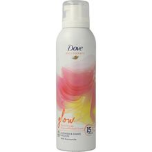 Foto van Dove Glow shower & shave foam