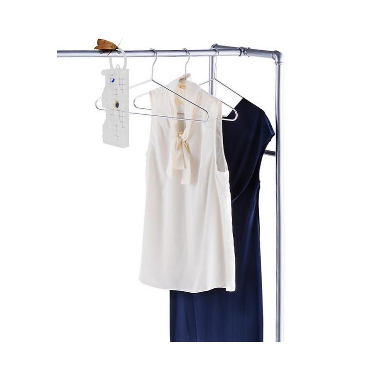 Foto van Geo Lijmplaat Kleermot (Tineola bisselliella)