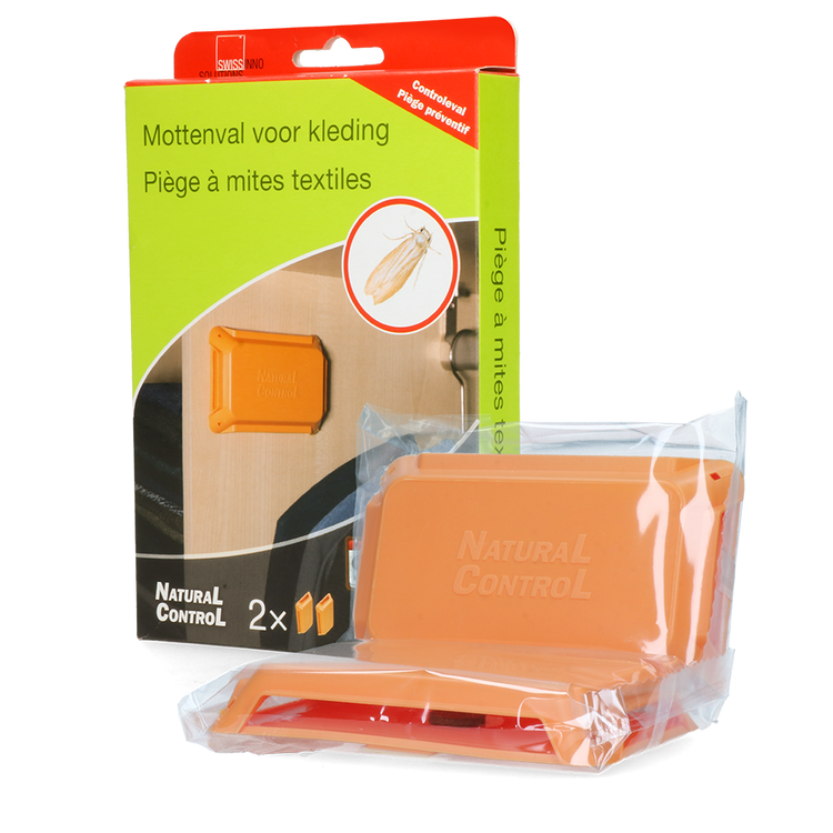 Foto van Kleermottenval