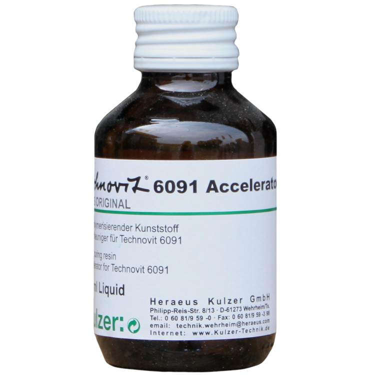 Foto van Technovit versneller