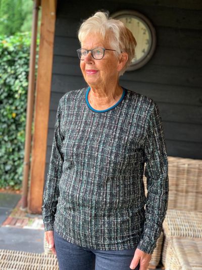Foto van Leona shirt dessin petrol