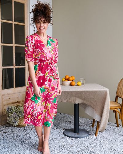 Foto van Fos jurk joya vivid flower fuchsia