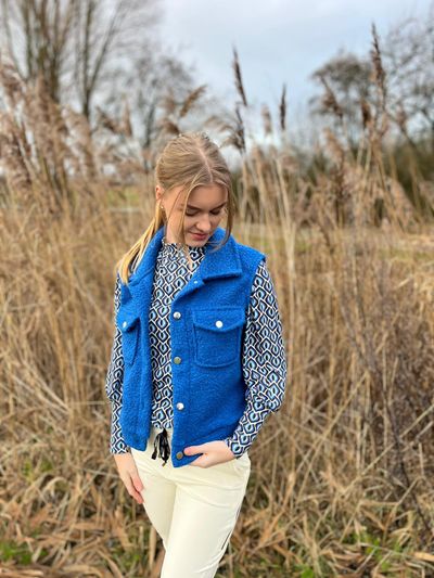 Foto van Gilet boucle onesize cobalt