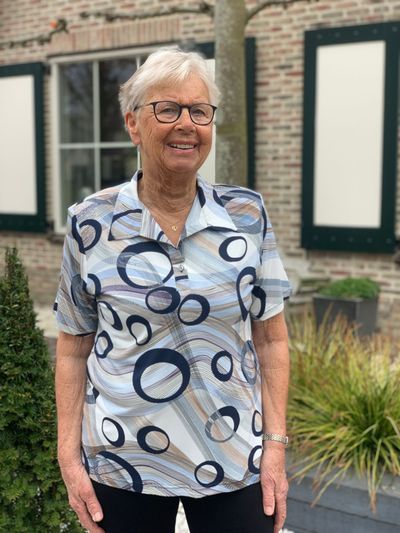 Foto van Ilona's poloshirt kristel blauw