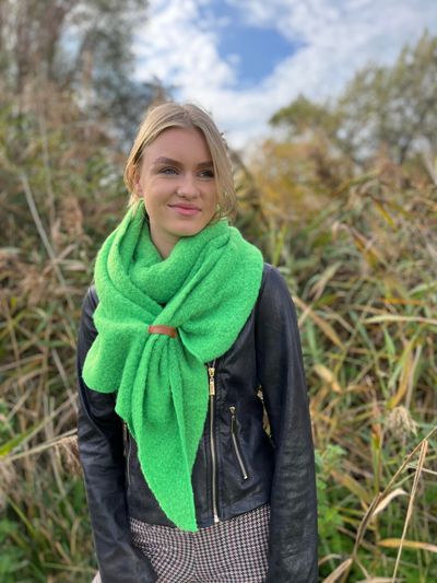 Foto van Sjaal cosy winter appelgroen