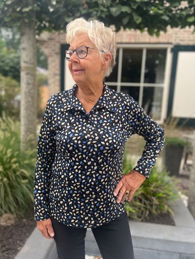 Foto van Ilona's poloshirt blad blauw 