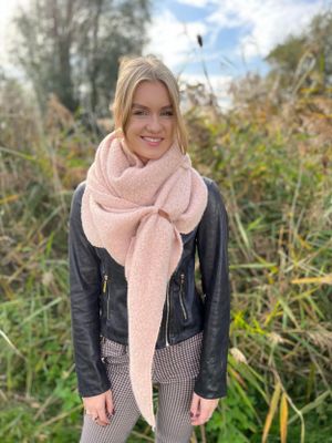 Foto van Sjaal cosy winter roze