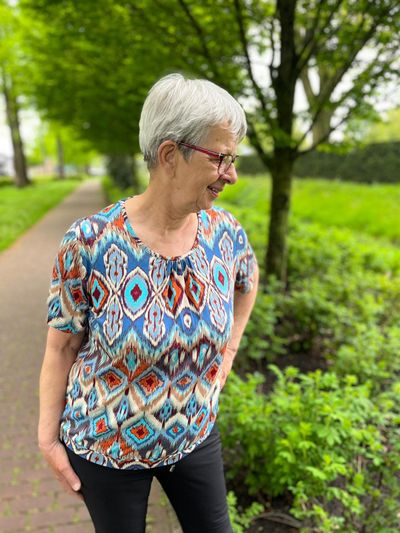 Foto van Ilona's blouson ruit blauw 