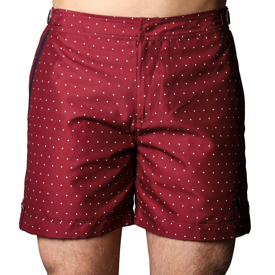 burgemeester Graan Aantrekkelijk zijn aantrekkelijk Luxe zwembroek in bordeaux rood met stippen | Sanwin Beachwear