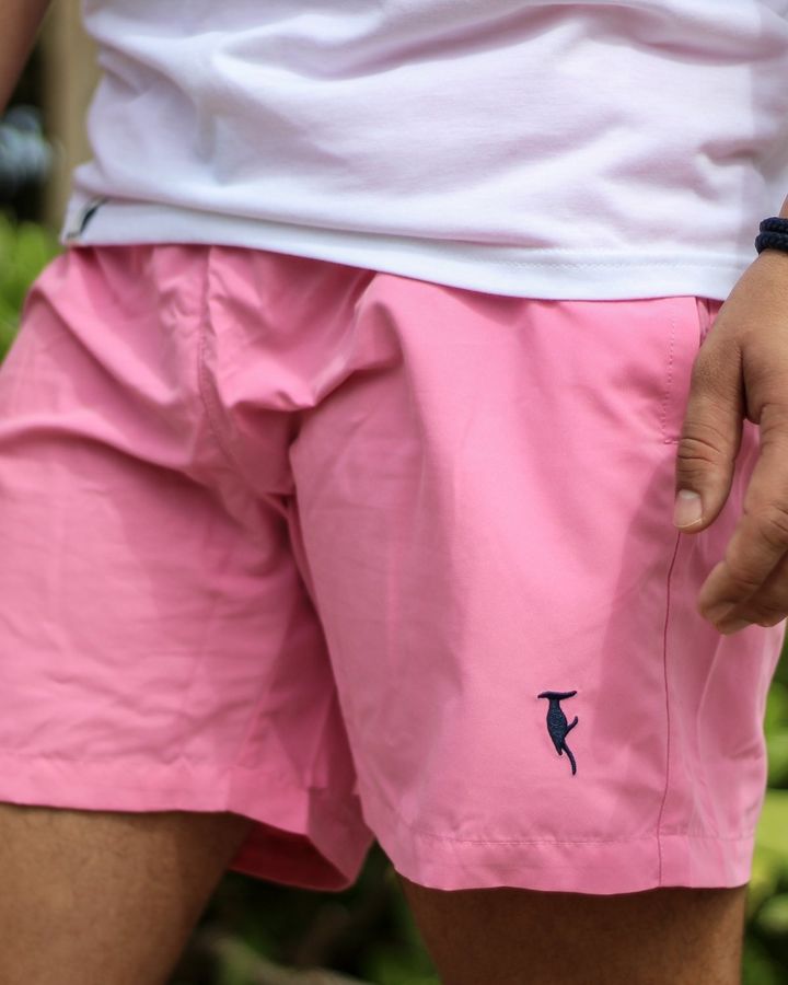 Miami Deep Pink, getragen von Michael