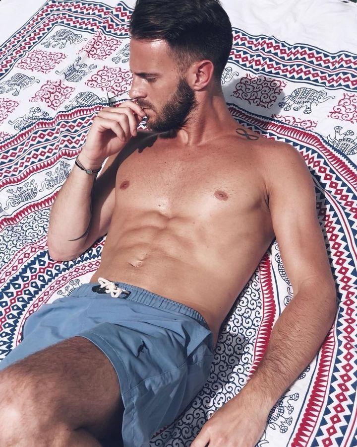 Miami True Blue, gedragen door Jeremy