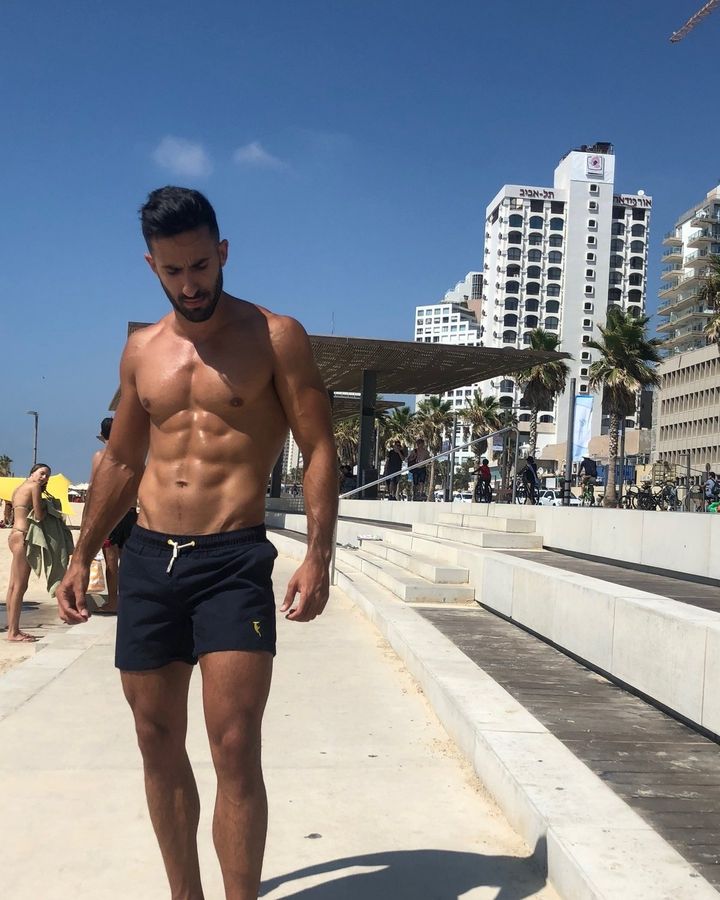 Miami Sanwin Blue, gedragen door Adam